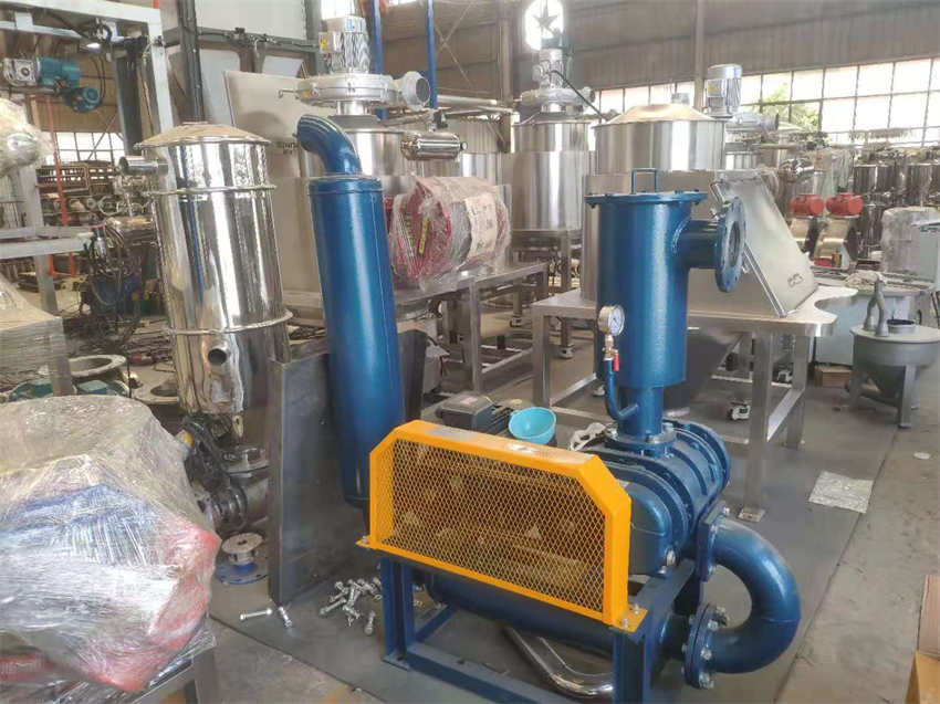 山東客戶直線篩，江西客戶直線篩，廣東客戶無塵料斗發(fā)貨中