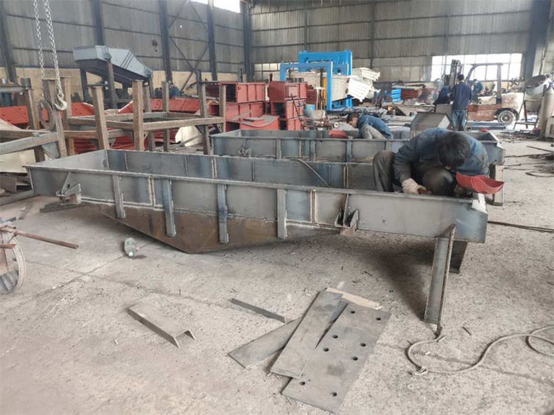 車間實拍，工人們緊張有序的趕制