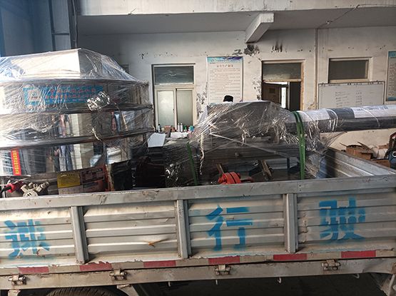 旋振篩、電磁給料機(jī)發(fā)貨