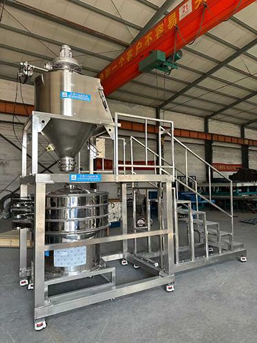 無(wú)塵投料加超聲波篩分系統(tǒng)，車(chē)間潔凈無(wú)粉塵