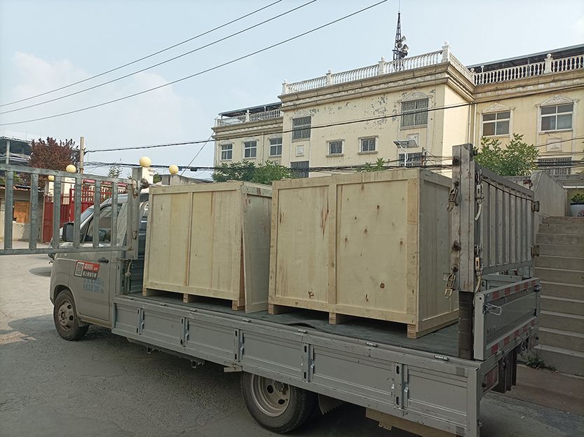 2臺出口旋振篩發(fā)貨