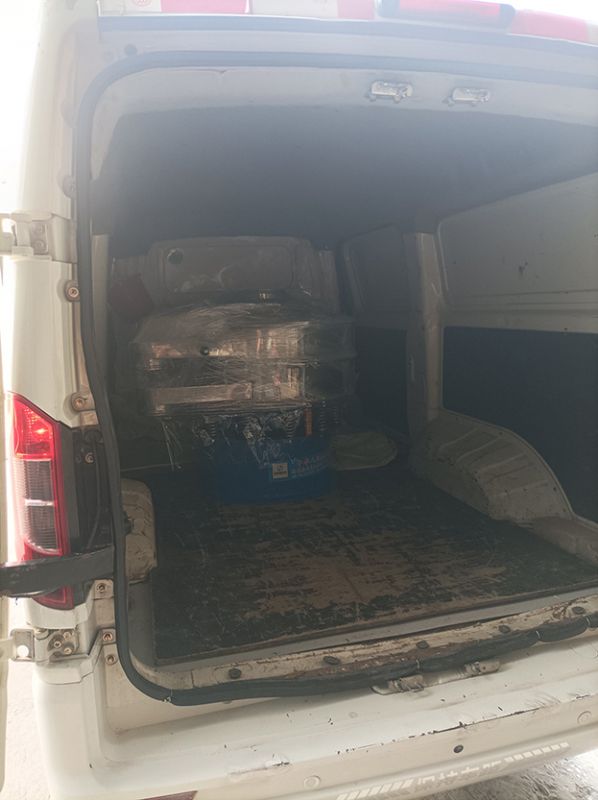 旋振篩專車發(fā)貨