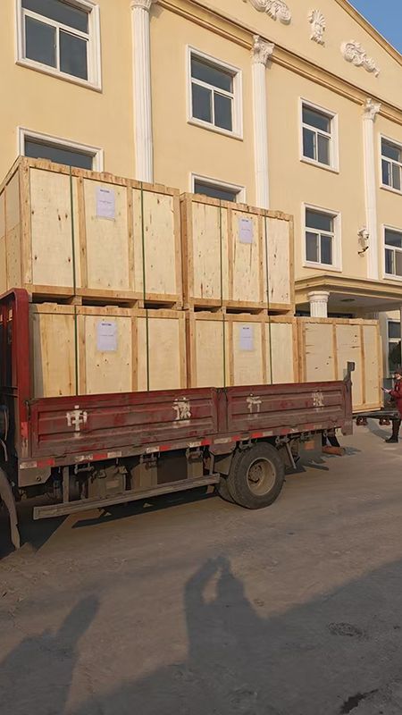 出口5臺(tái)1500型旋振篩發(fā)貨